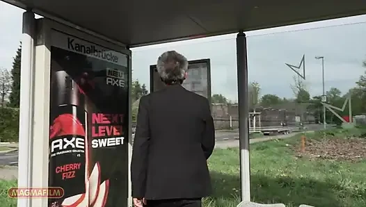 Огромная, но красивая грудь без силикона