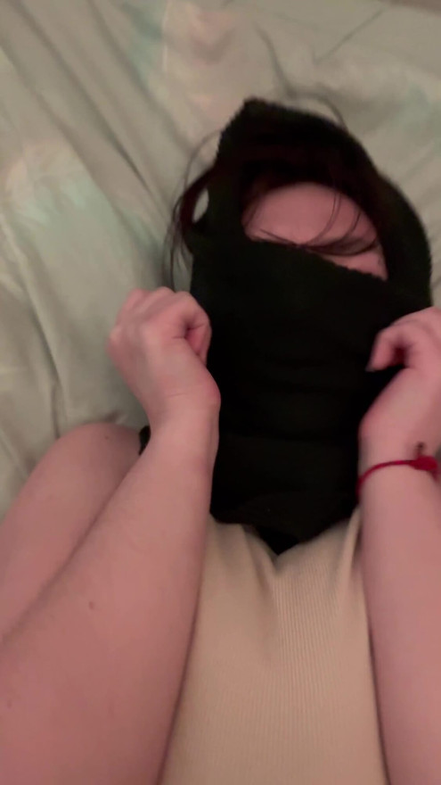 Muslim wife comes home in torn pantyhose | Clip 2