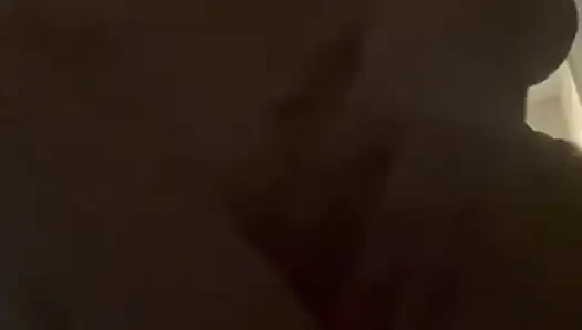 Oh mein Gott! Ich brauche wirklich einen schwanz.