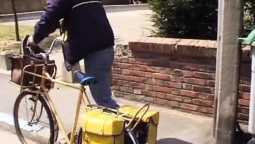 Zierliche rothaarige aus frankreich wurde doppelt penetriert