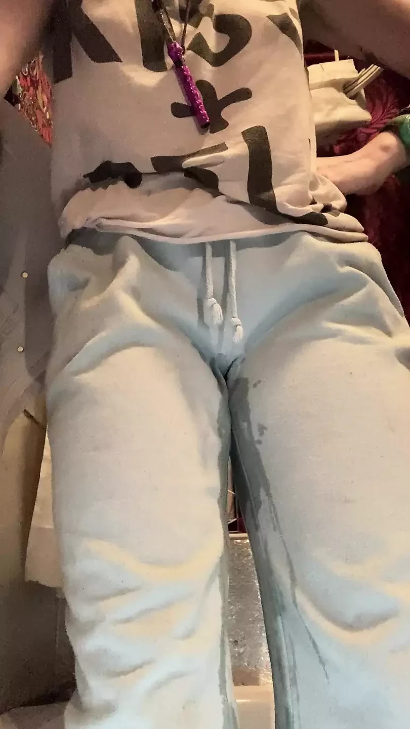 Accidentally Pissed Myself on the Way to the Loo, so Got in the Bath and Carried on Pissing My Trousers