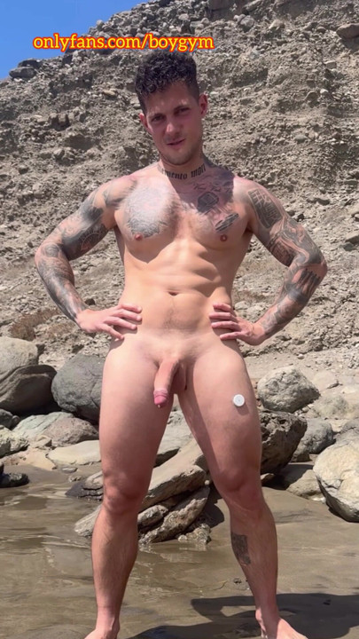 My cock cums In PUBLIC BEACH with no Hands