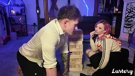 Aku ngentot babygirlku dengan nikmat, dia minta aku crot di dalam memeknya