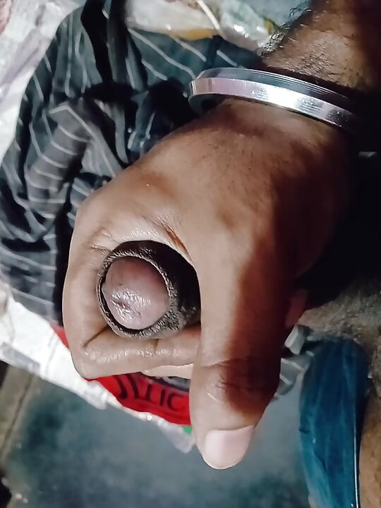 Amateur solo dick stroking session in bedDaddy dick amateur masturbation hand job Big Daddy dick amateur o di