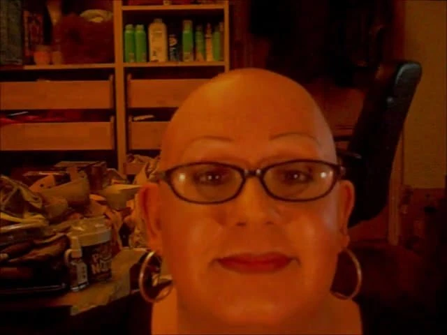 Cum on my bald head