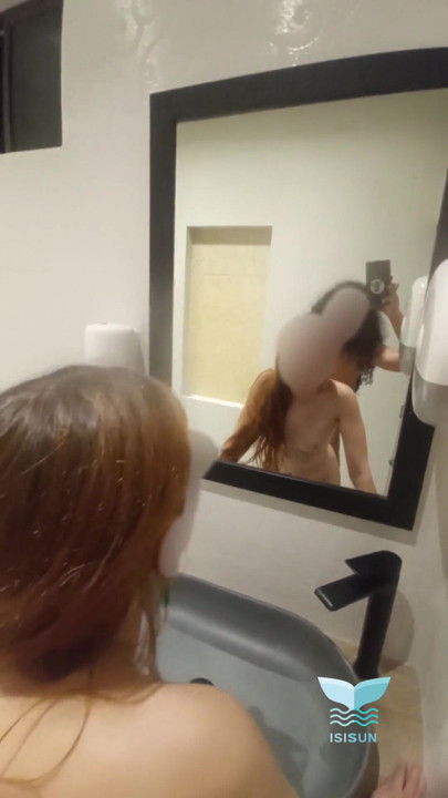 I fuck my stepsister in the bathroom of the estate while everyone is outside in the pool | Clip 1