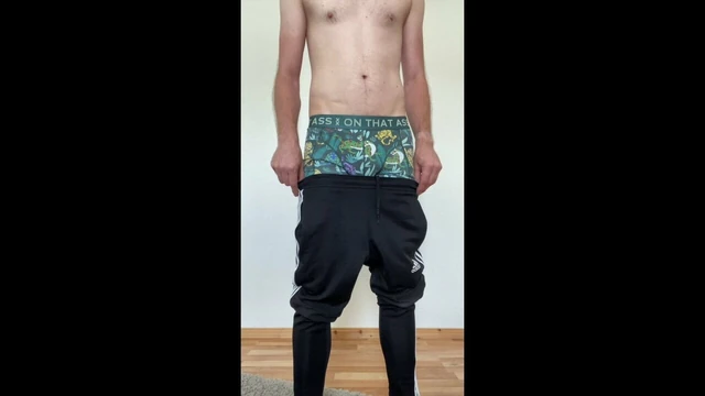 Me Sagging and Cum