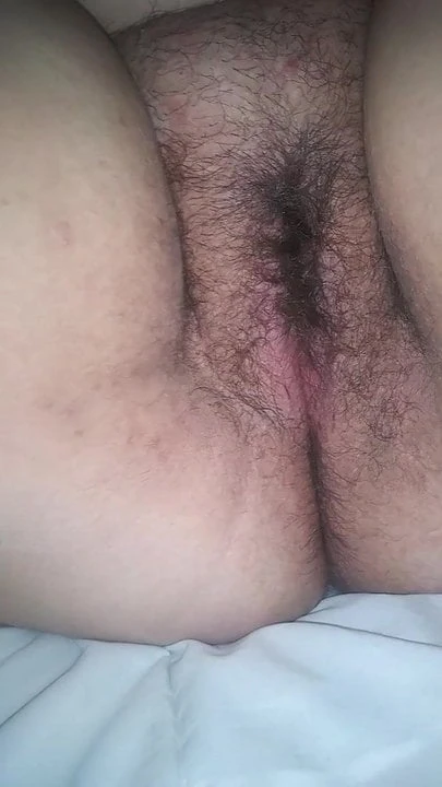 Hairy white pussy
