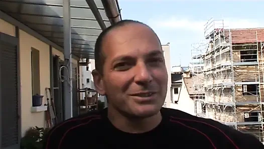 Büyük memeli orta yaşlı seksi kadın kalın yarakla sertçe sikiliyor