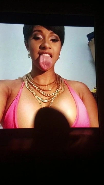 Cardi B 4