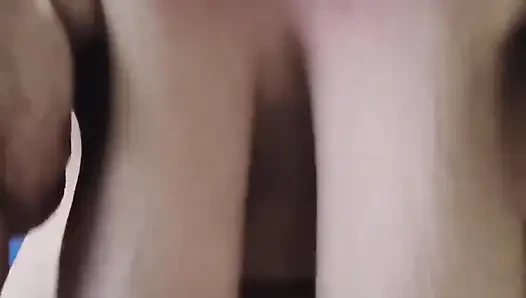 Oben saftige muschi abfallen