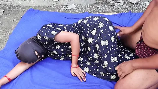 Üvey annem ve güneş seks videosu 18 yaşındaki ateşli köye boşalıyor
