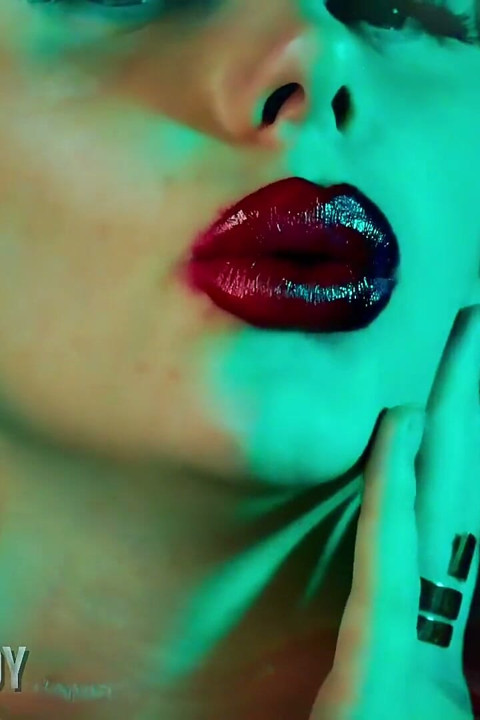 Mesmerizing wallet draining! My lips own you and your wallet!