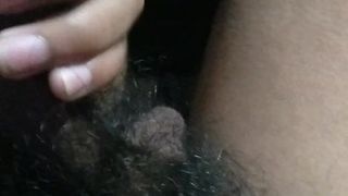 Virgen shillong chico masturbándose