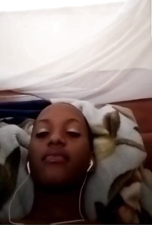 Ebony Horny Girl Masturbating with Her BF on Video Call, She Squirts