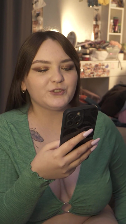 História pornô de experiência pessoal com cinta-caralho rus