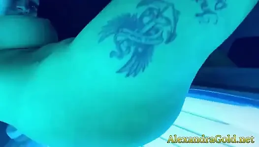 Bronzlaşma yatağında mastürbasyon