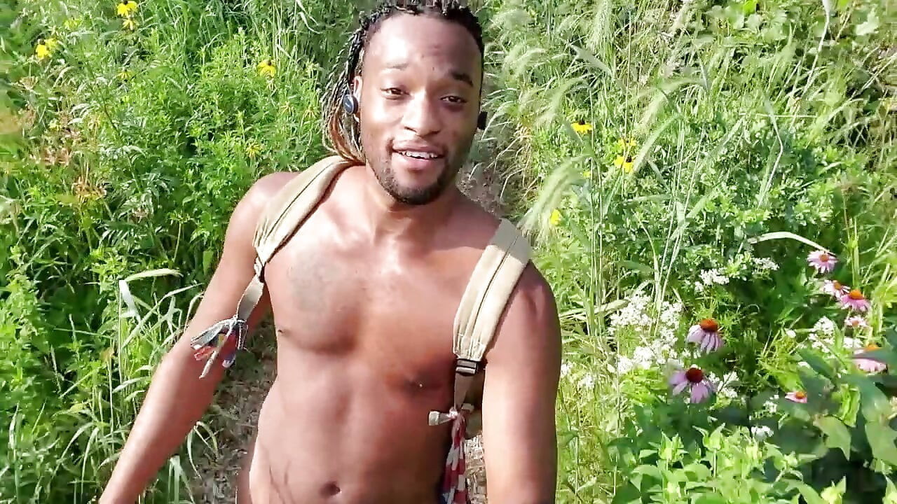 Kennie Jai Walks In The Park By The River Cumpletely Bogel!