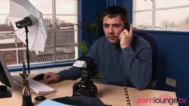Hot blonde gets pussy plowed