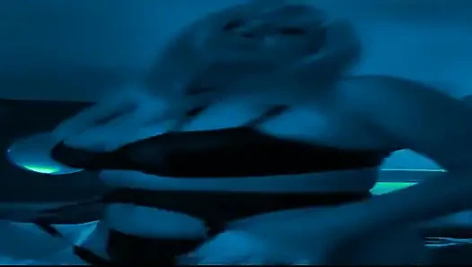 İkimizi de havaya sokacak.