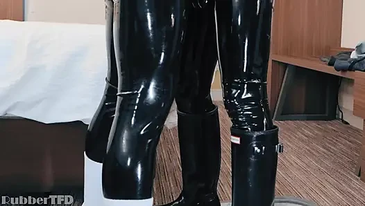 The Gimp Exp [hotel Collection]