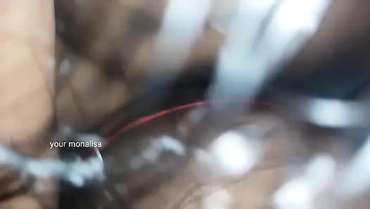 Ateşli desi ateşli evli kadın ve kocası yatak odasında dogi kuyruğu arıyor ve bu videodaki evli kadın gibi