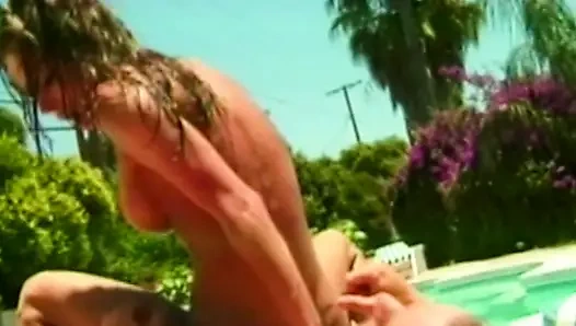 Poolside Leidenschaft