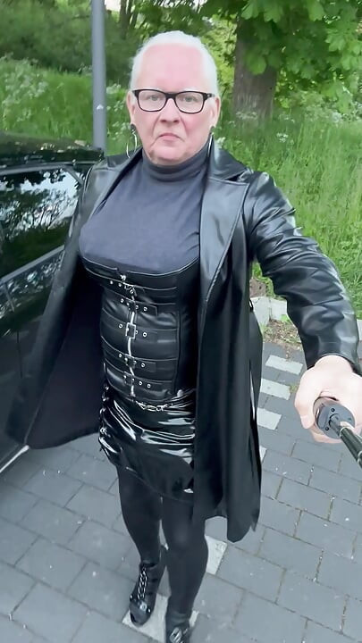 Sandra die Outdoorschwuchtel