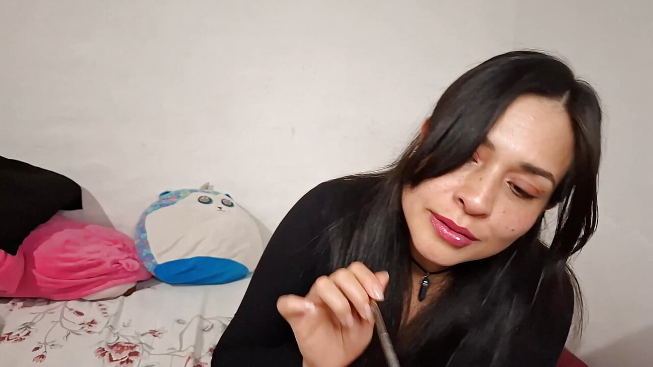 ASMR केवल विशिष्ट लोगों के लिए!
