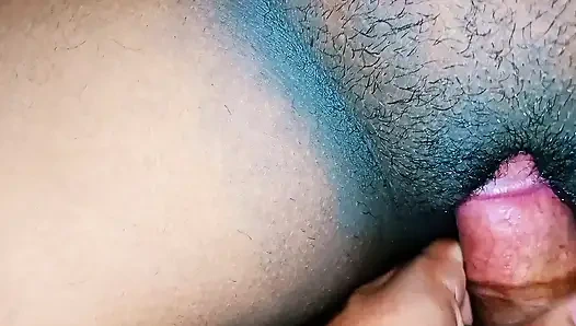 Schwägerin lutschte, ließ mich die milch aber nicht trinken.