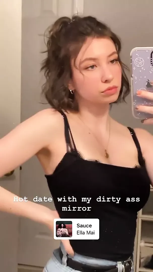 Katelyn Nacon hot mirror selfie