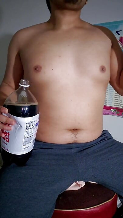 Pepsi ve Mentos engorged belly ile göbek tamam