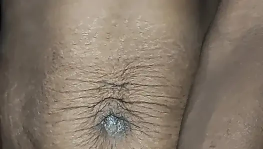 Üvey kız kardeş gırtlağına kadar alıyor ve sikişiyor