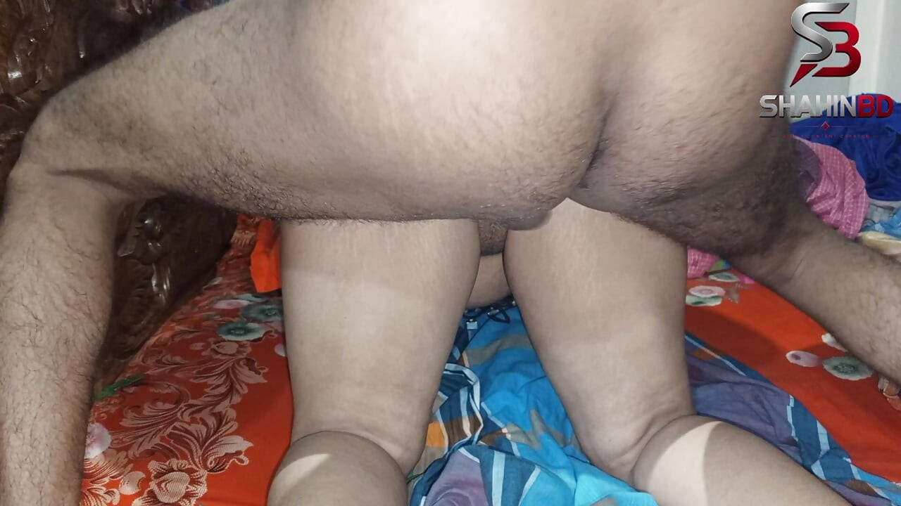 Bangladéšská sexy manželka zezadu hardcore velký zadek ošukaná hluboko