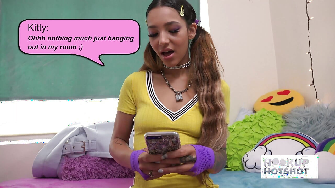 Kitty Carrera wordt hard bewerkt in een snelle en smerige ontmoeting!