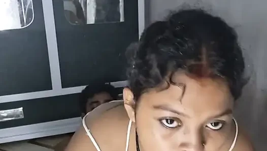 Bangali Evli Kadın Kocası Hintli Ile Seks Yapıyor