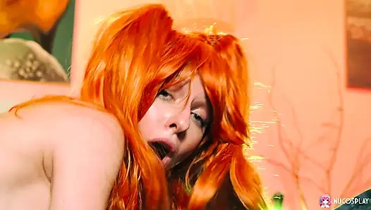 Stella Bliss dientot habis-habisan sampai mengerang keenakan