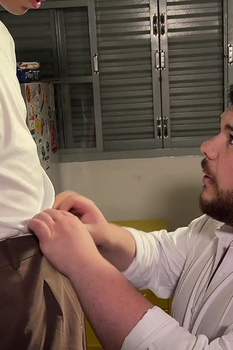 Sommelier of Dick - Evaluating the Dick of the Young Guy Who Preferred to Remain Secrecy