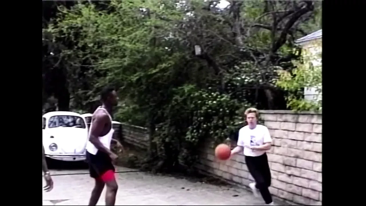 白人不能驼背（1992，我们，Nikki Dial，完整视频）