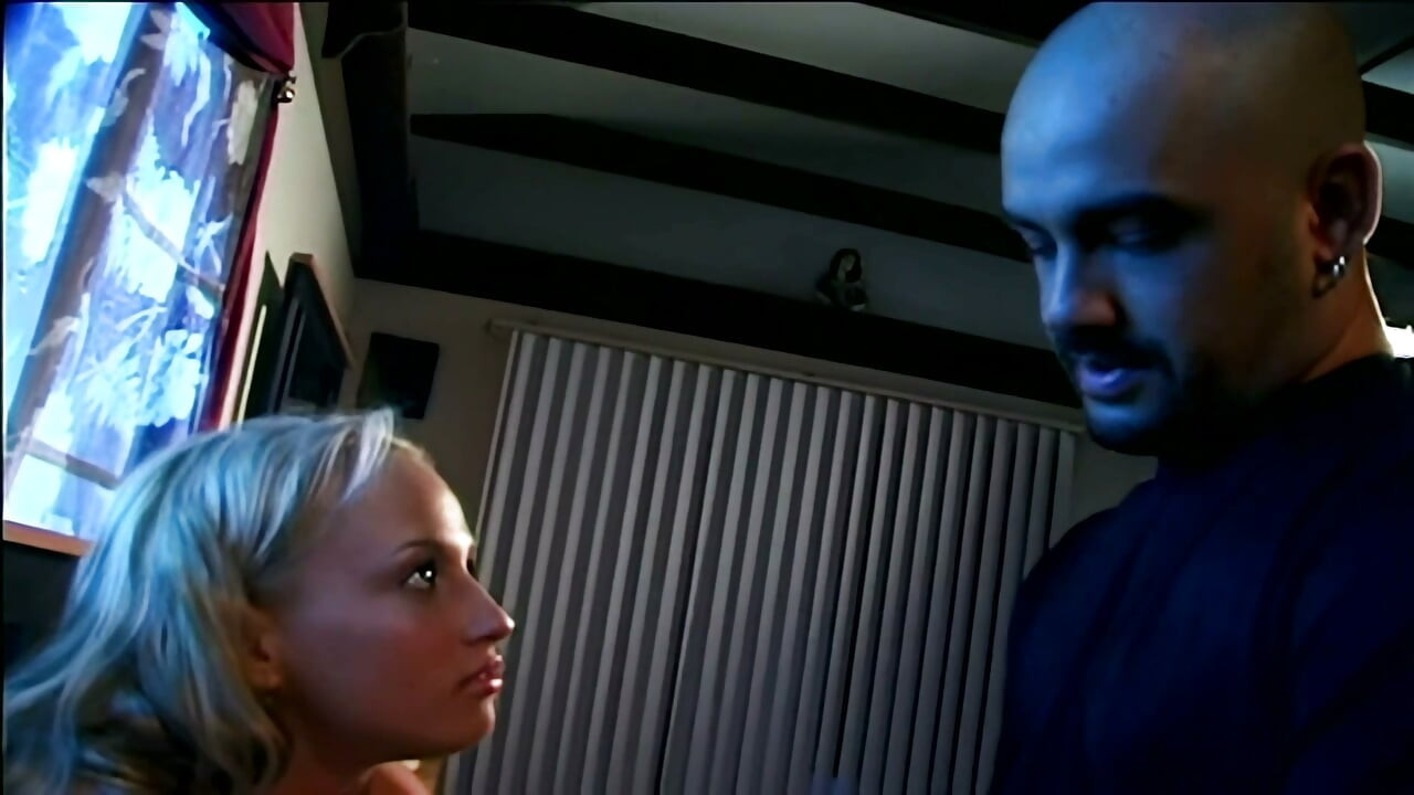 Blonde Takes BBC Deep in Bedroom Thrusts