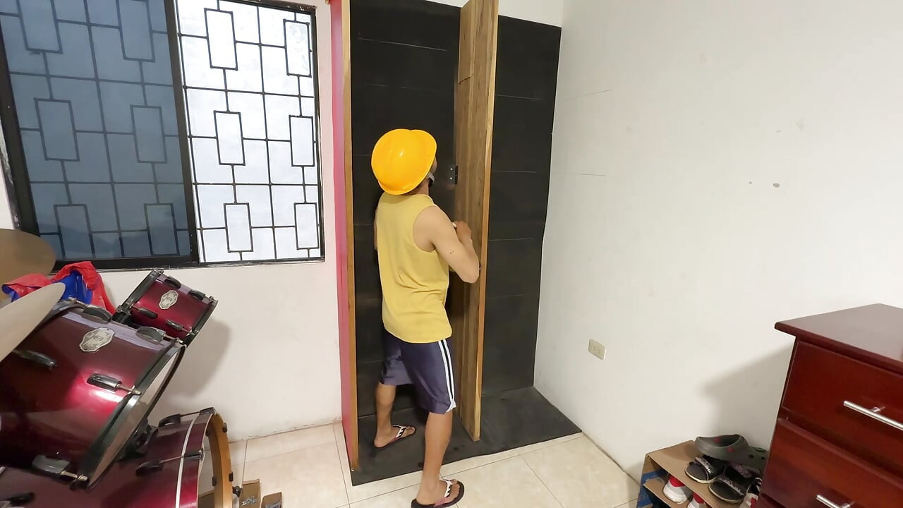 The carpenter seduces the housewife and has sex with her while working on a modular unit.