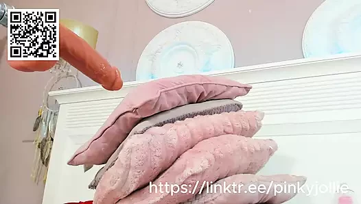 Enchanting Redhead Babe 🌟