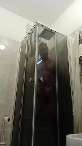 Cum shower