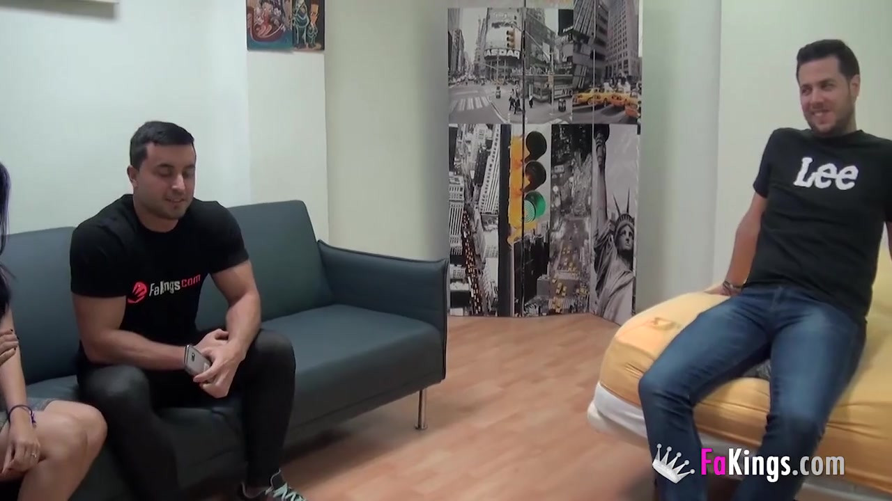 ビアンカを彼氏の前で犯す！