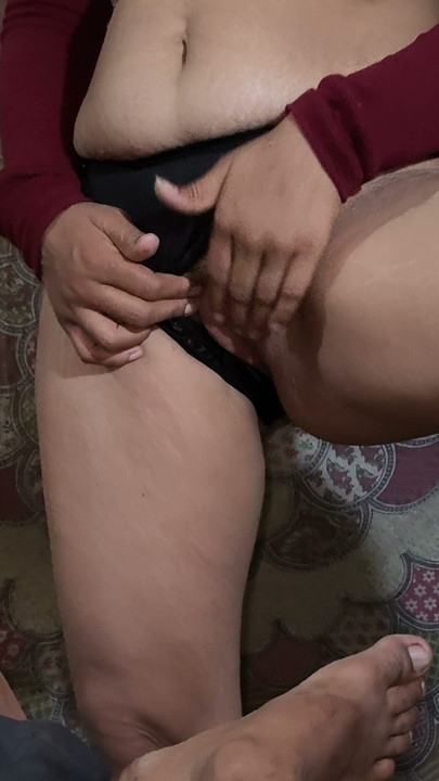 Desi indian housewife my husband see my pretty pussy for fuck | Clip 1
