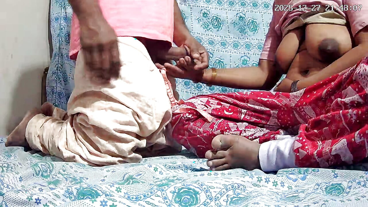 Молодую милфу с большими сиськами изменили с Садовником 2