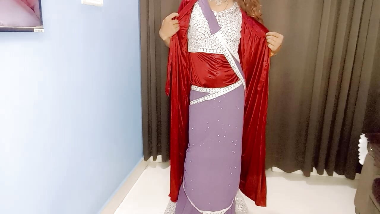 น้องสาวอินเดียสุดฮอตสวมชุดแต่งงานเซ็กซี่