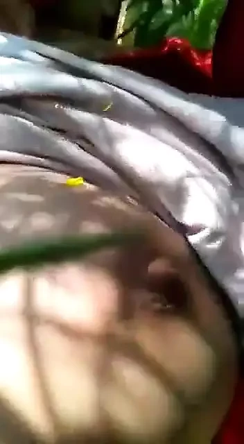 Jungle me Desi hot girl friend pussy video