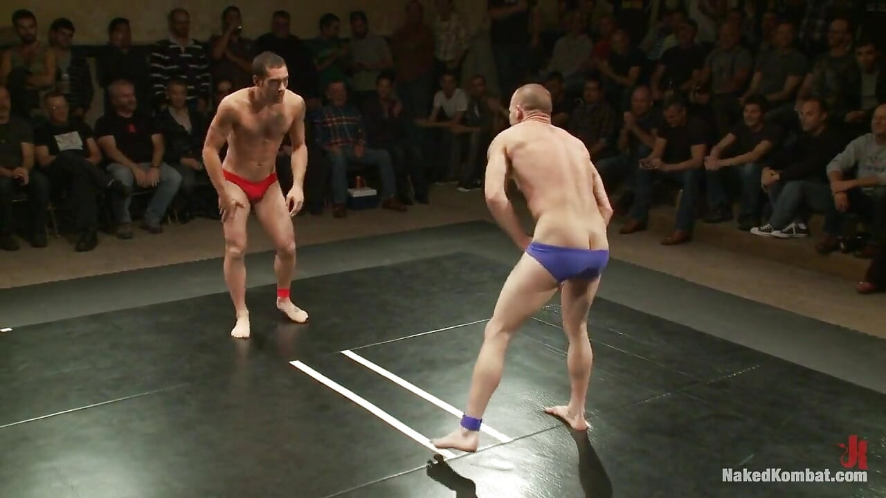Intense Live Tag-team Match!