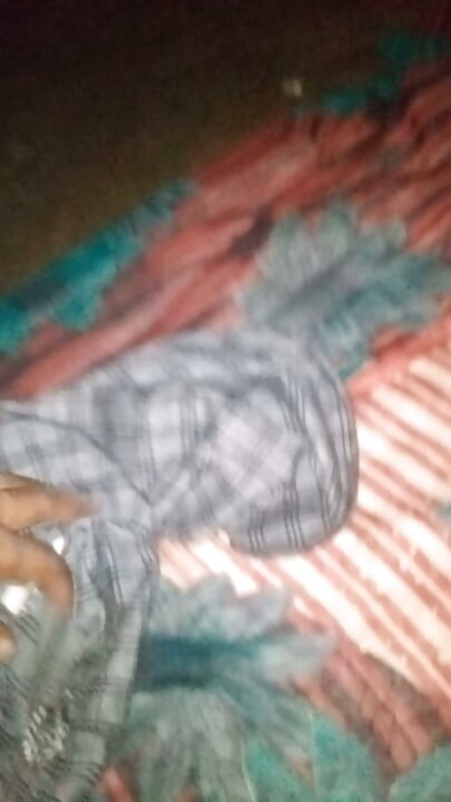 Bhabhi dando a buceta pro marido, subindo e descendo na pica